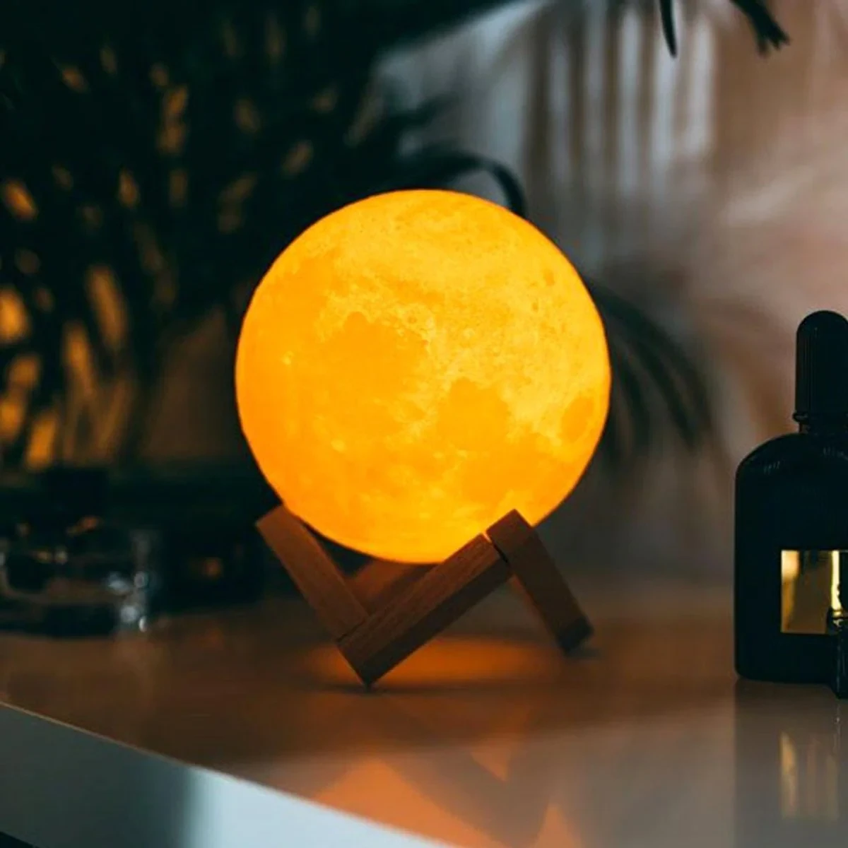 Rechargeable 3D Moon Lamp With Remote
